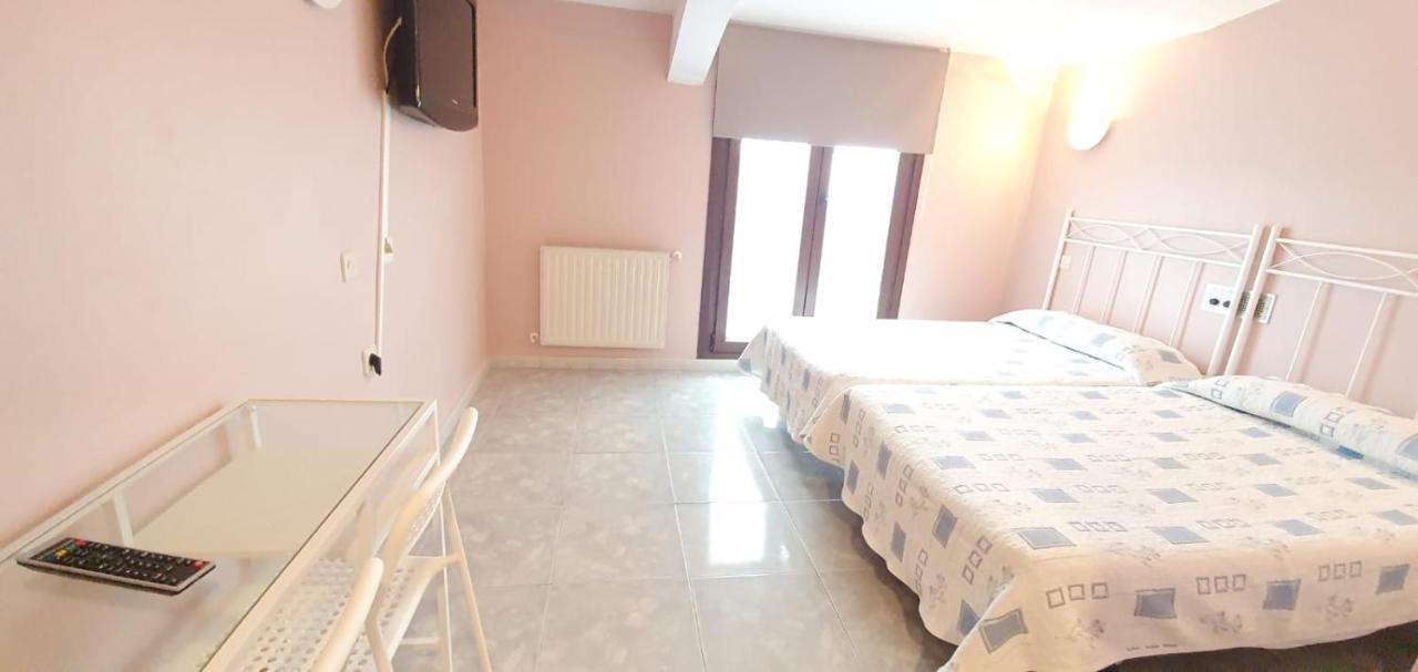 קיו Hotel La Quinta מראה חיצוני תמונה