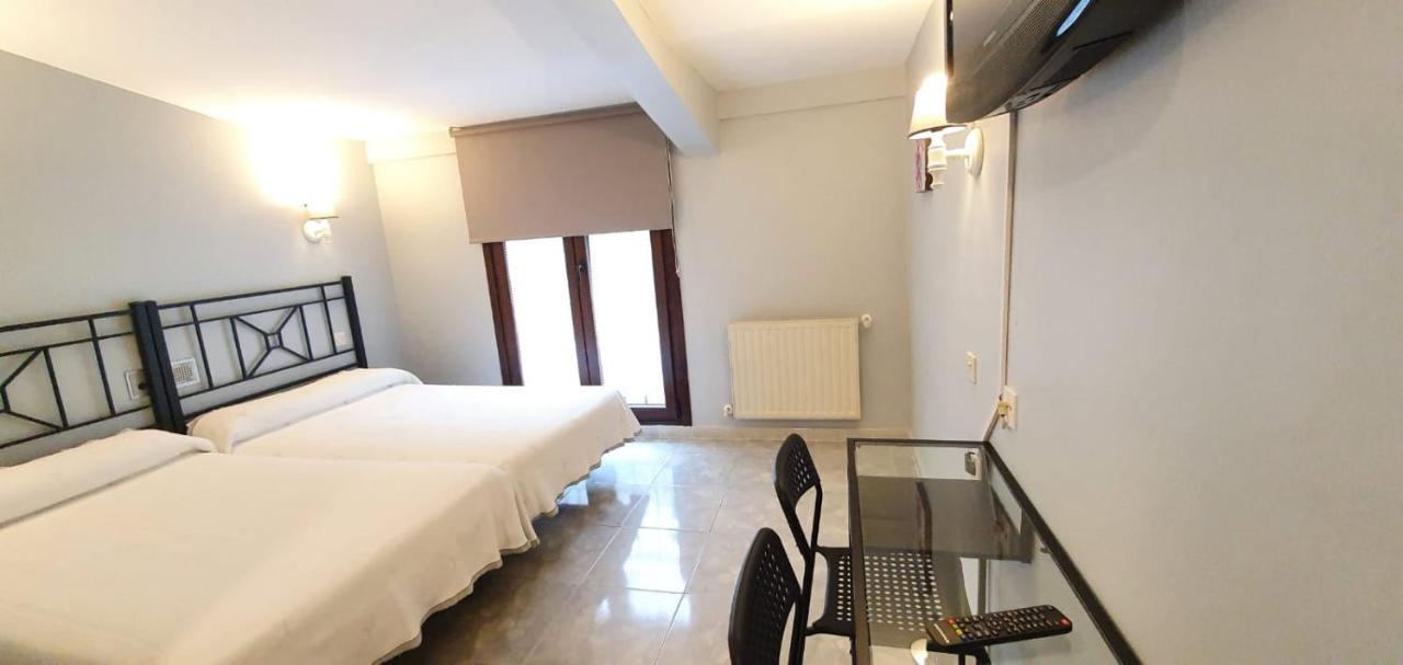 קיו Hotel La Quinta מראה חיצוני תמונה