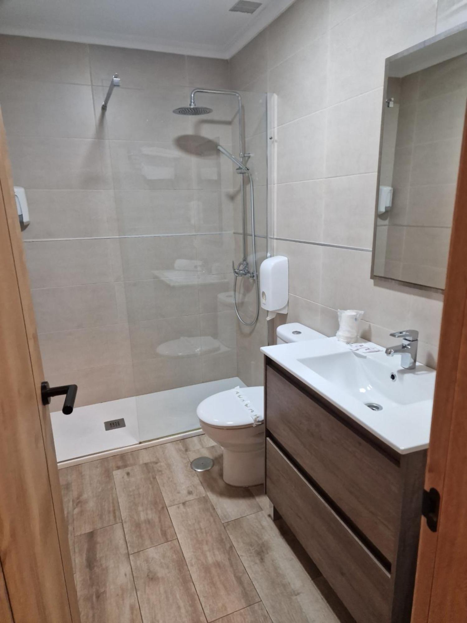 קיו Hotel La Quinta מראה חיצוני תמונה
